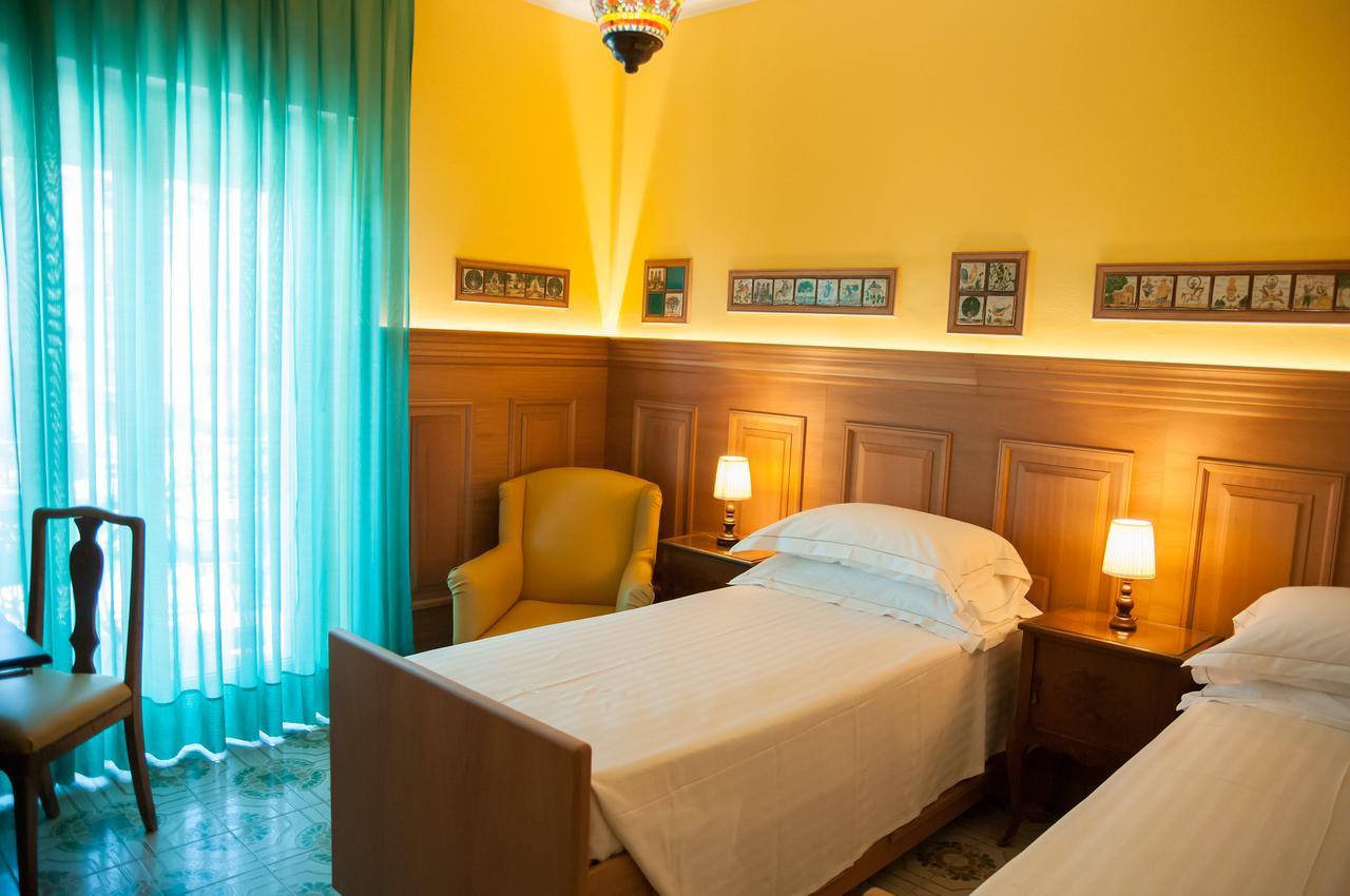 Hotel Palladio Джардини Наксос Екстериор снимка